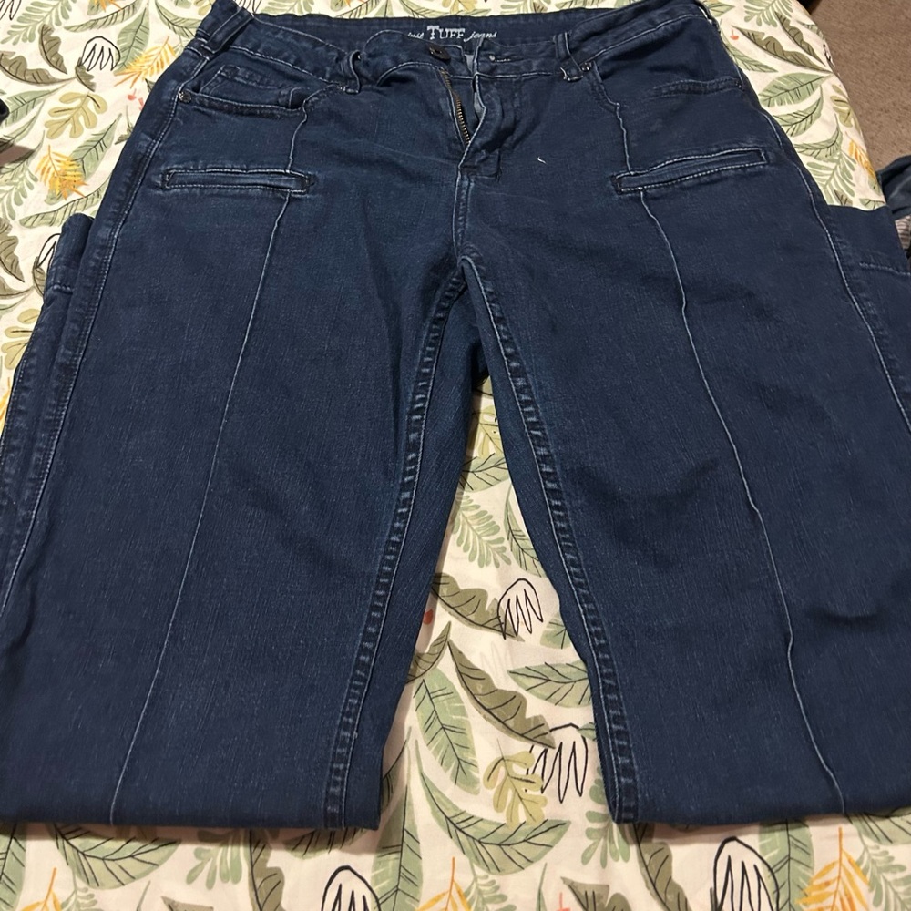 cowgirl tuff flare jeans size: w32 L33 (dark blue) $25